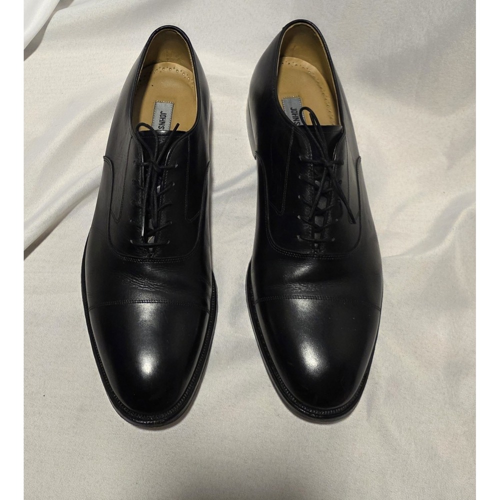Johnston & Murphy 99008 Men's Black Leather Cap Toe Dress Shoes. Size 10.5